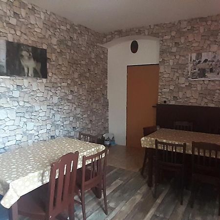 Penzion U Draci Skaly Hotel Svojse ภายนอก รูปภาพ