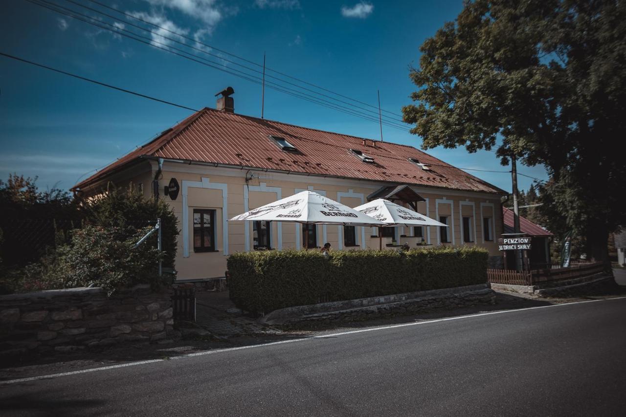 Penzion U Draci Skaly Hotel Svojse ภายนอก รูปภาพ